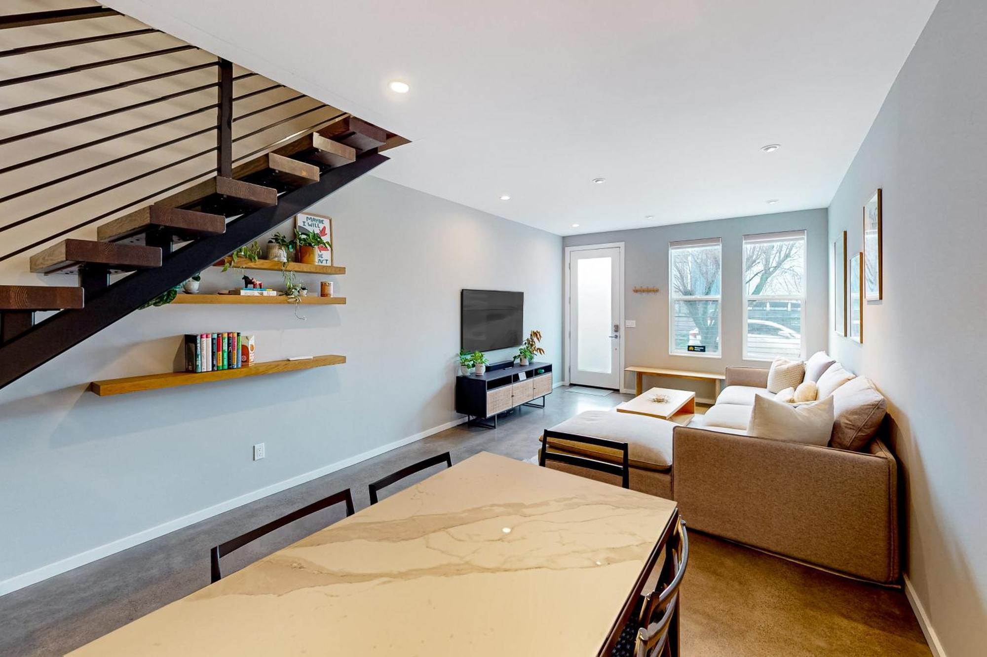 Luxury Ballard Townhome シアトル エクステリア 写真
